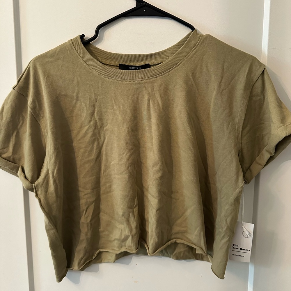 FOREVER 21 CROP TOP